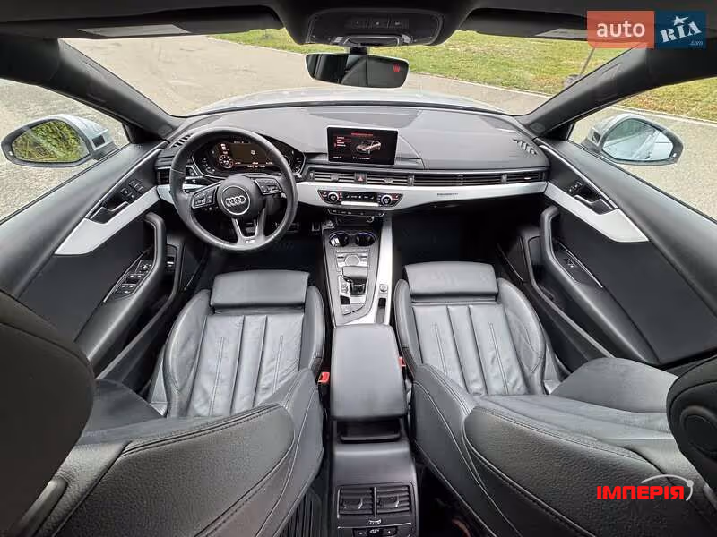 Audi A4 - фото 22