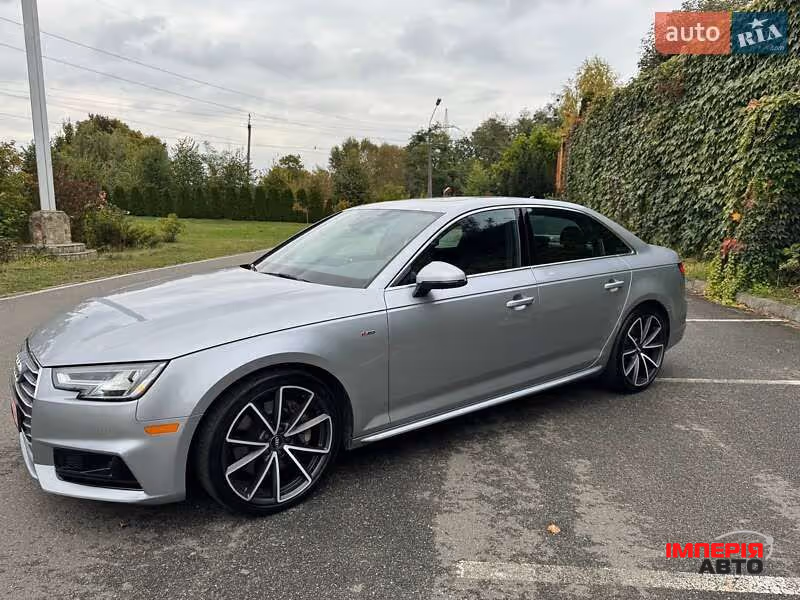 Audi A4 - фото 13