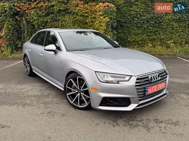 Audi A4 - фото 1