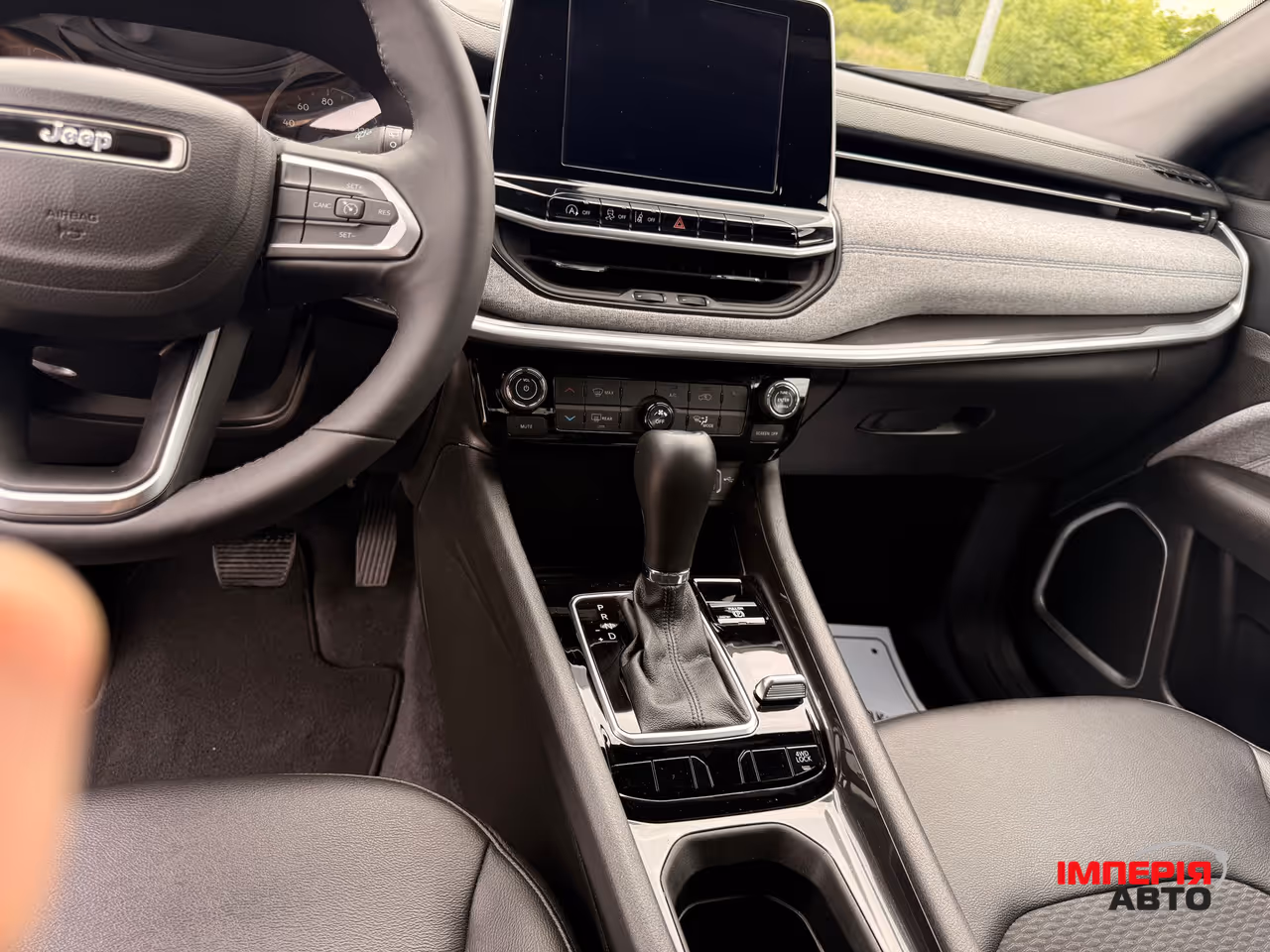 Jeep Compass - фото 4
