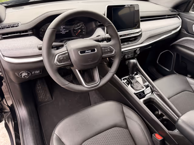 Jeep Compass - фото 5