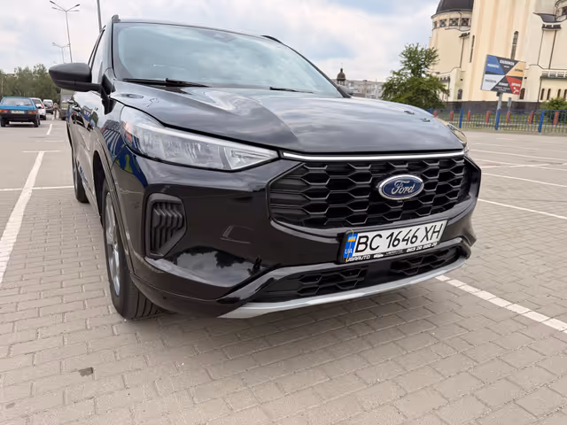 Ford Escape - фото 1