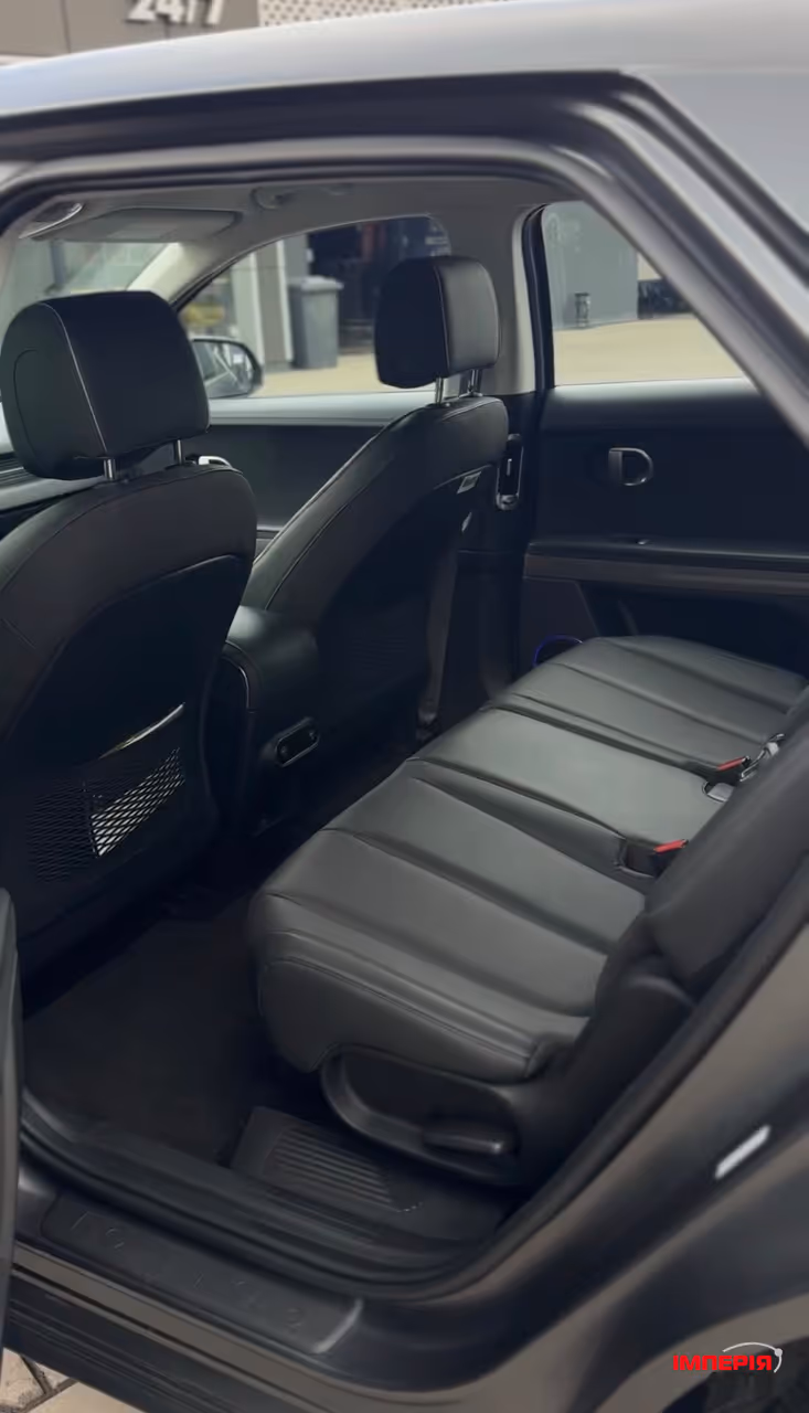 Hyundai IONIQ 5 - фото 9