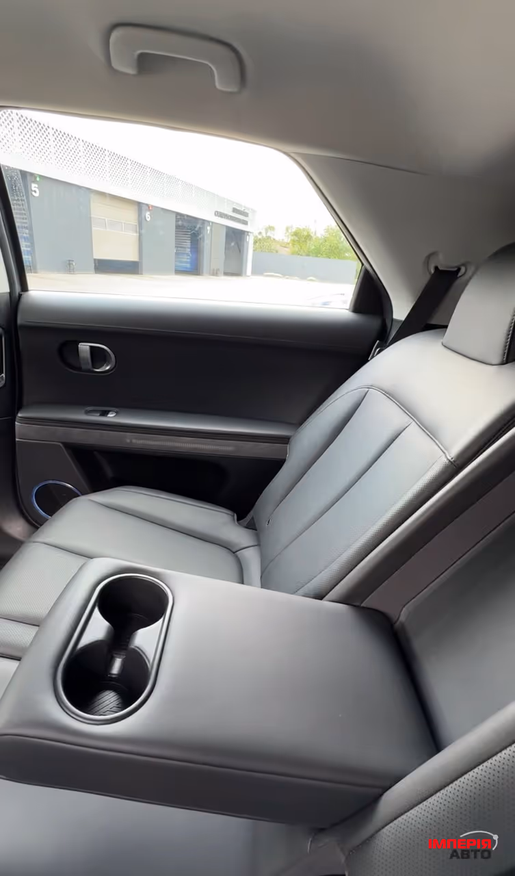 Hyundai IONIQ 5 - фото 10