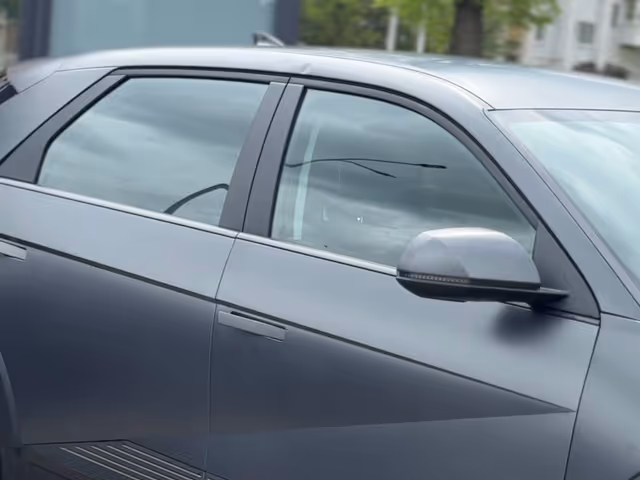 Hyundai IONIQ 5 - фото 2