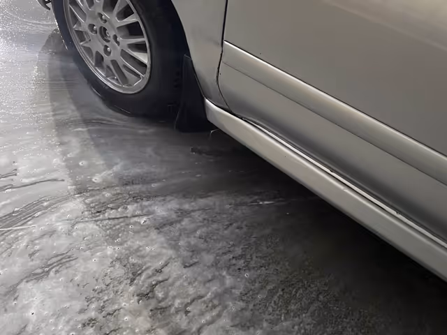 Mitsubishi Carisma - фото 4