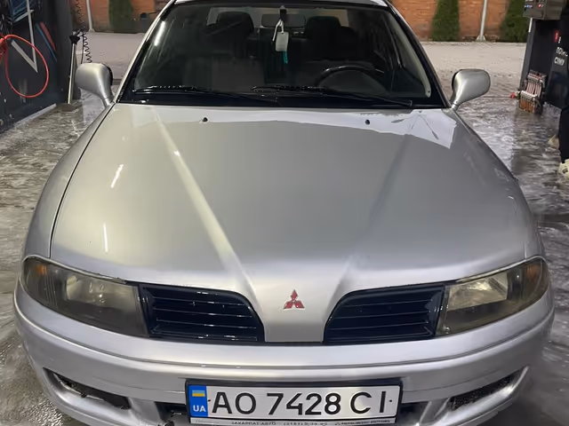 Mitsubishi Carisma - фото 1