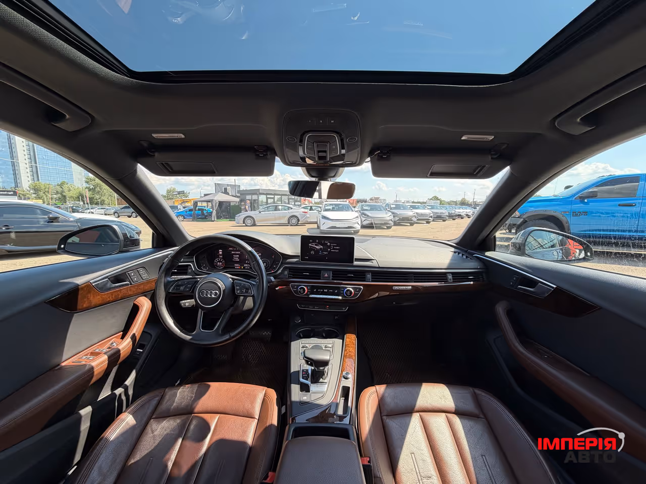 Audi A4 - фото 20