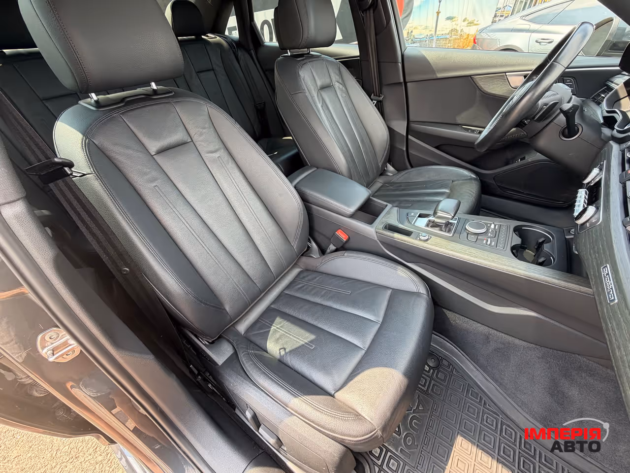 Audi A4 - фото 20