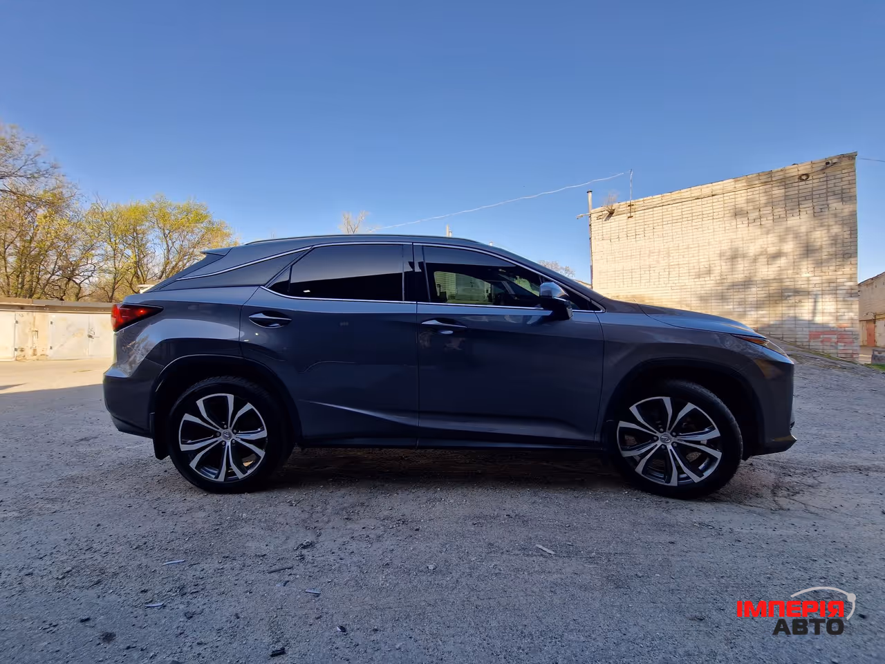 Lexus RX - фото 3