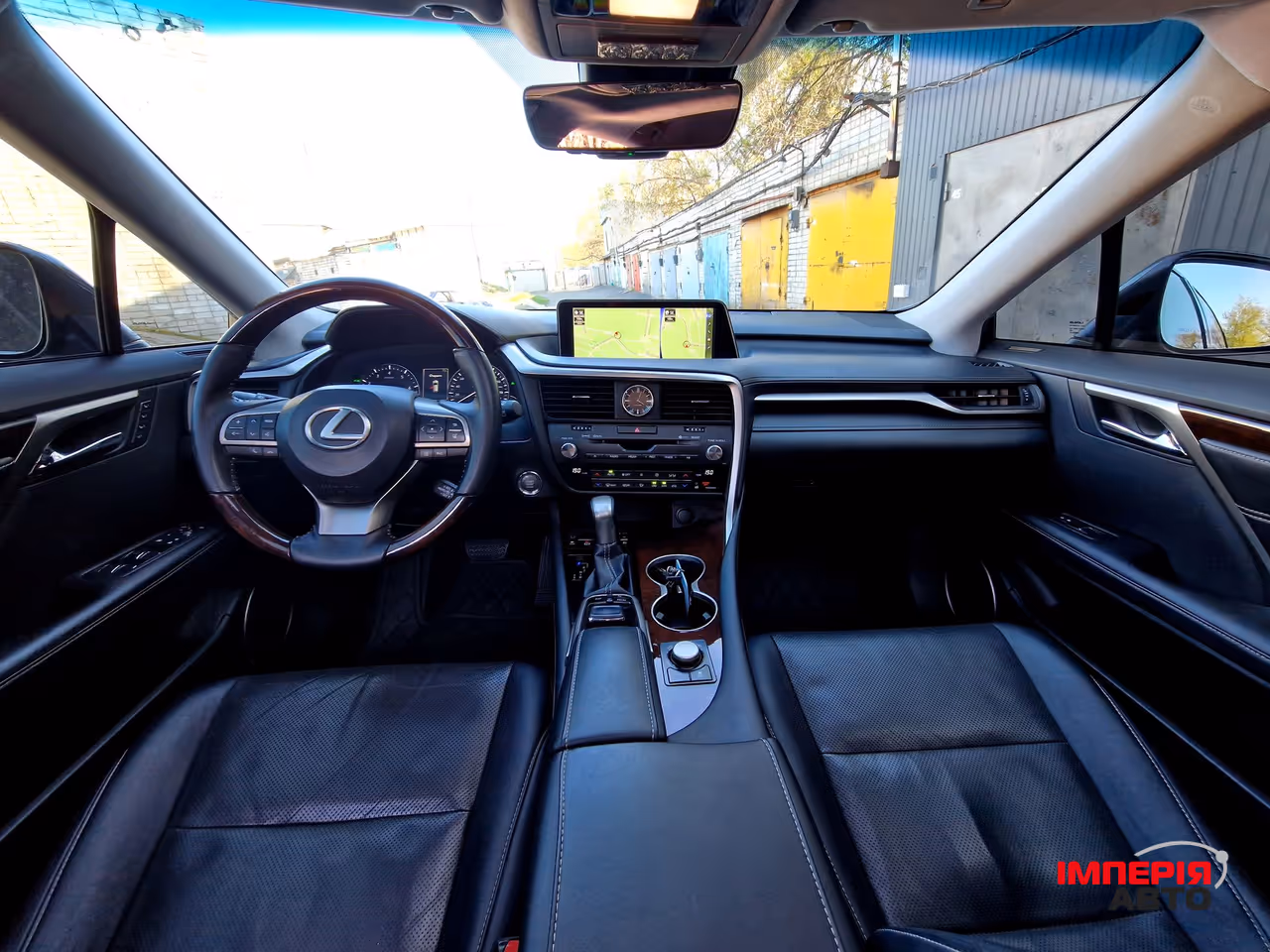 Lexus RX - фото 30