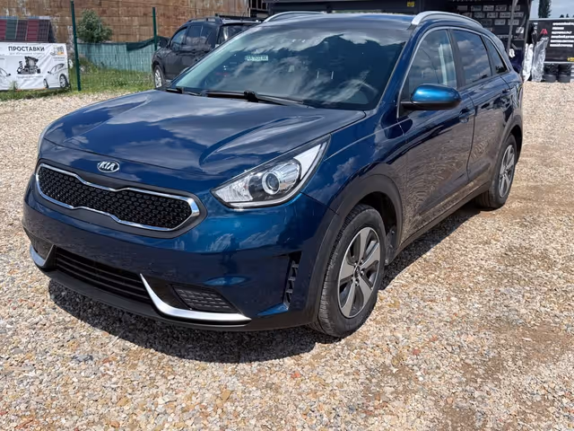 Kia Niro - фото 1