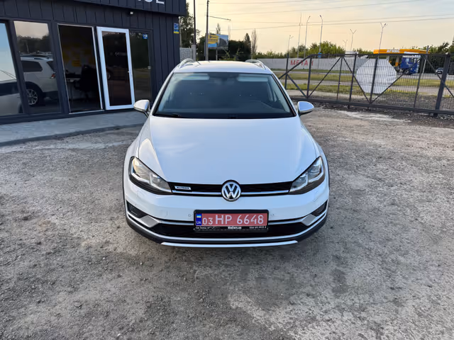 Volkswagen Golf Alltrack - фото 2