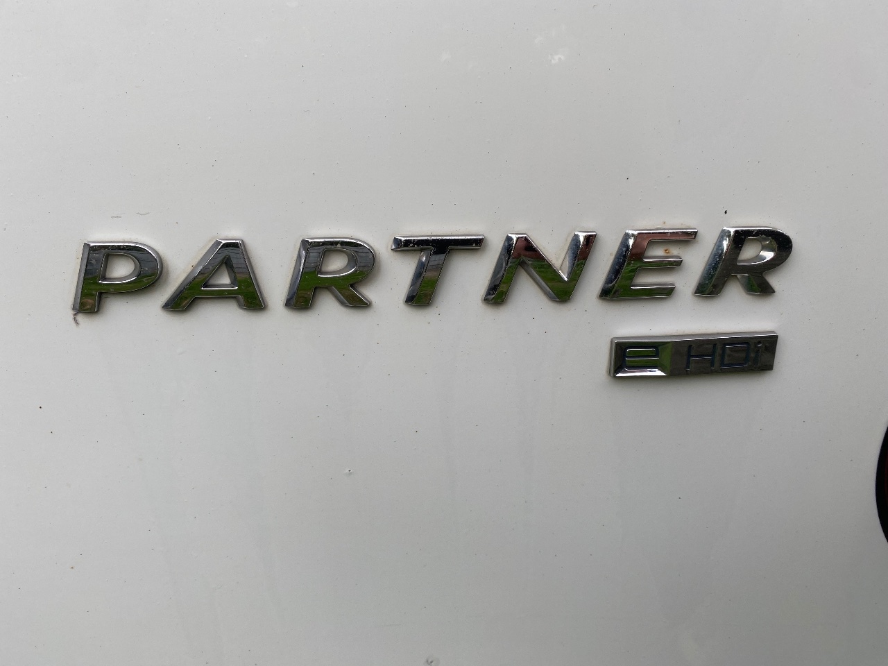 Peugeot Partner - фото 10
