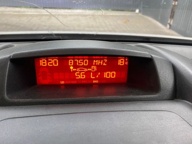 Peugeot Partner - фото 3