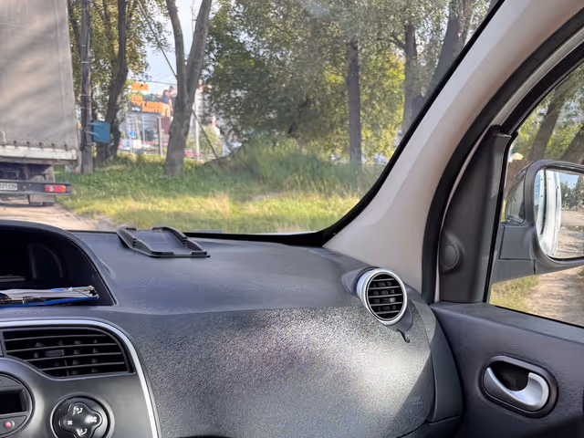 Renault Kangoo - фото 4