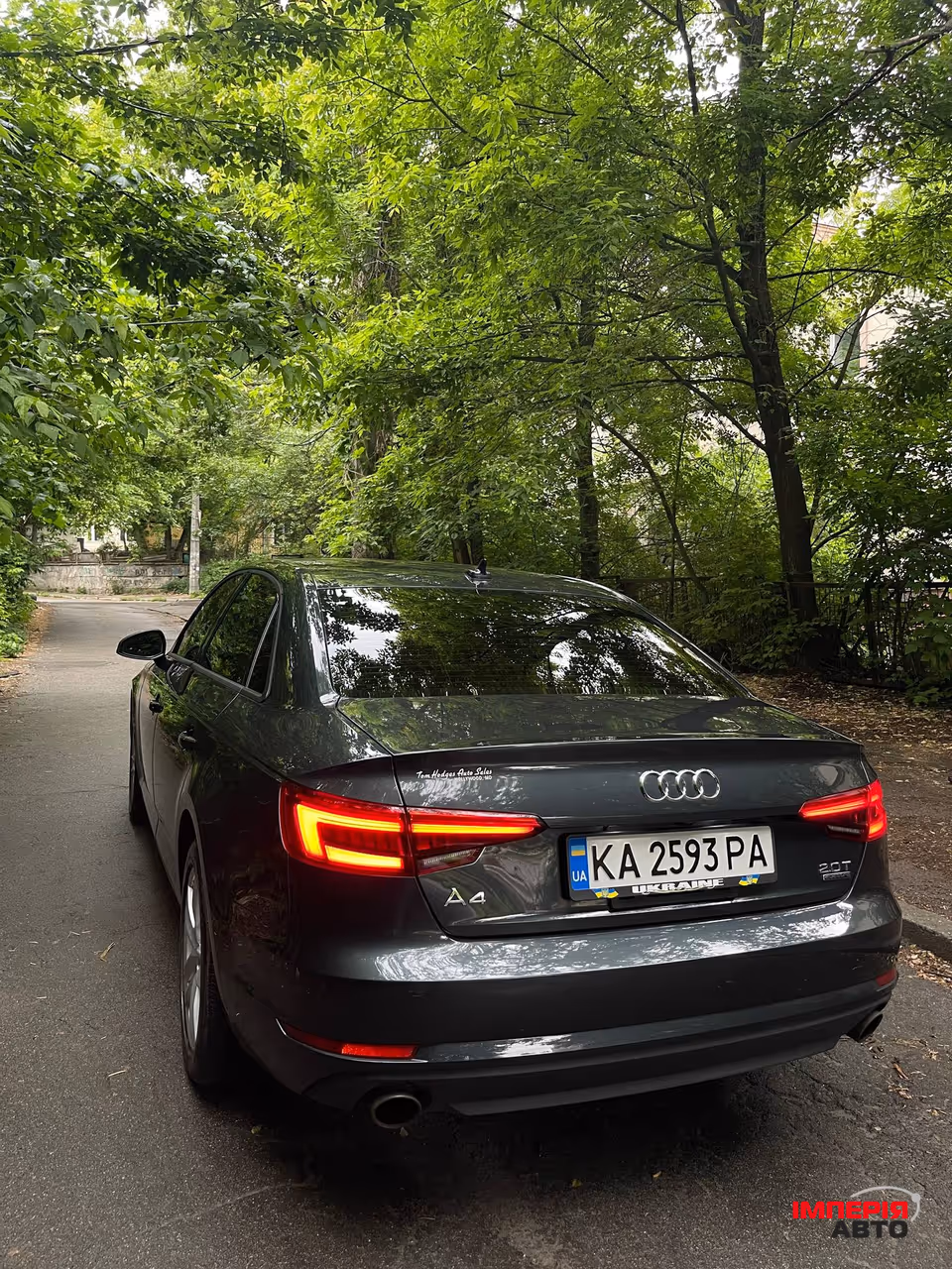 Audi A4 - фото 3