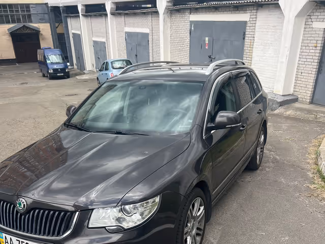 Skoda Superb - фото 2