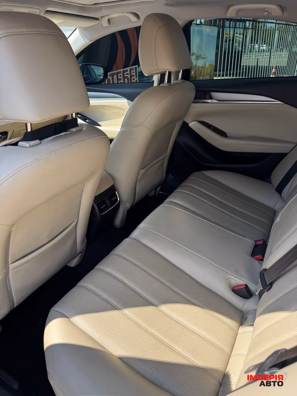Mazda 6 - фото 10