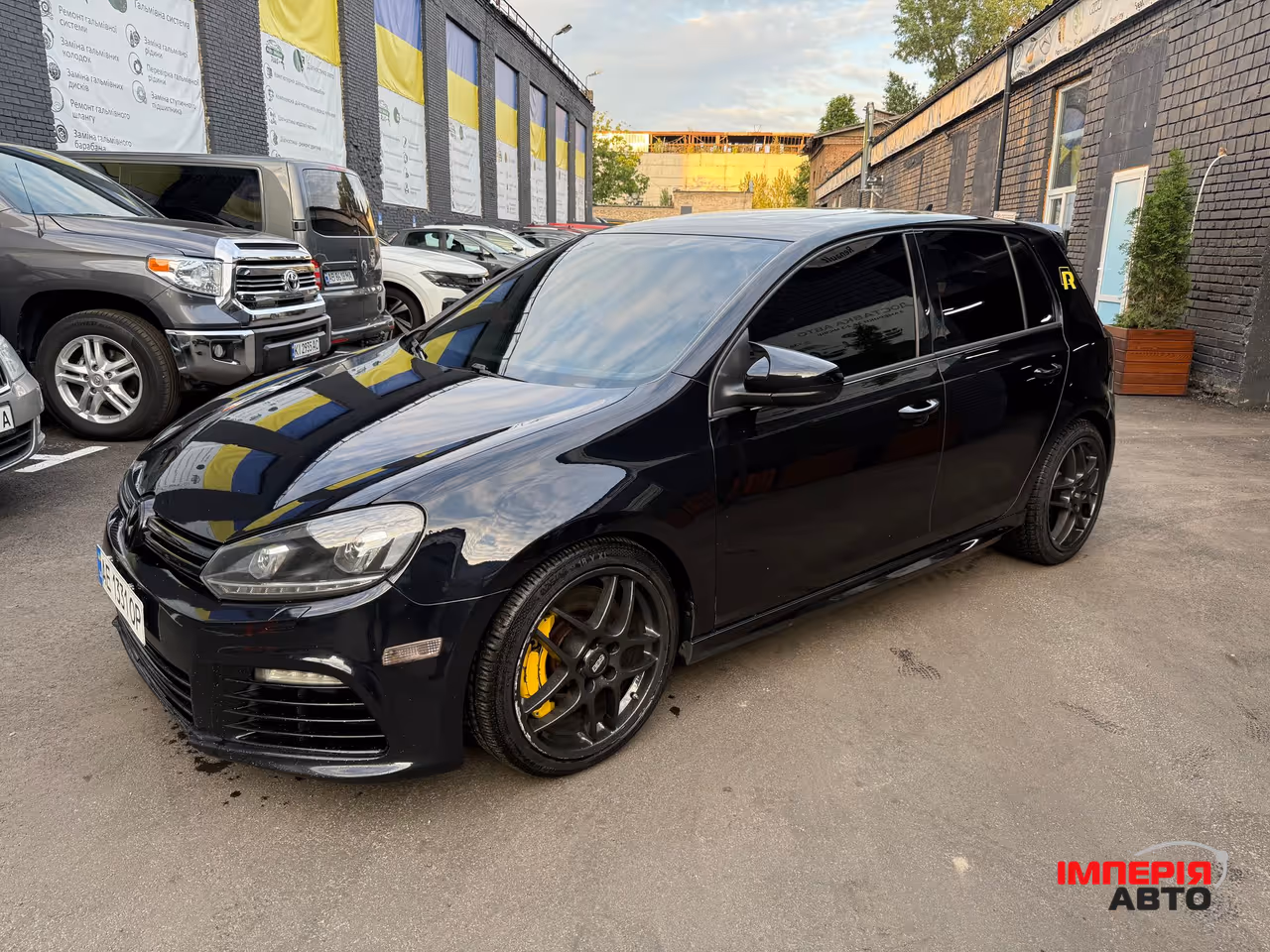 Volkswagen Golf R - фото 7