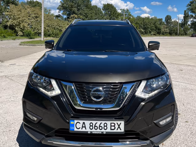 Nissan Rogue - фото 1