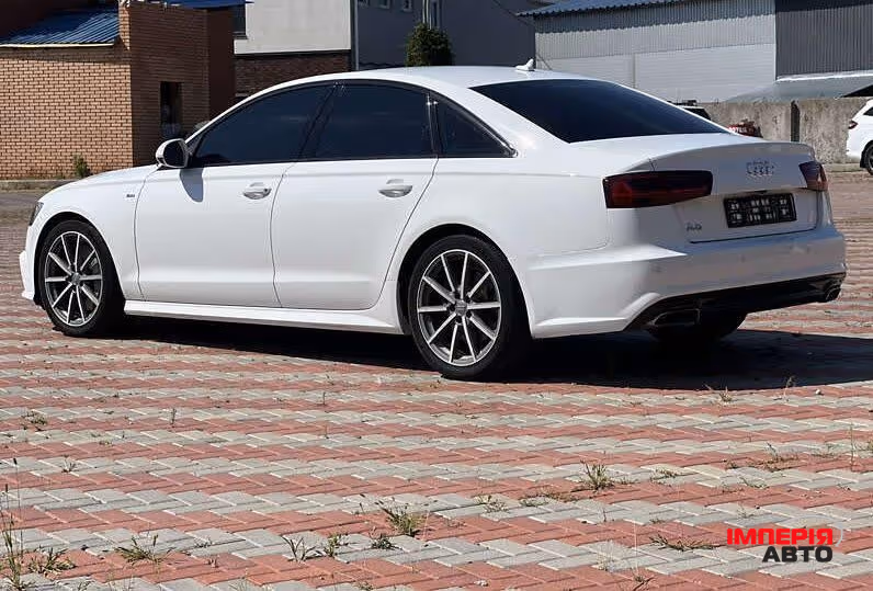 Audi A6 - фото 4