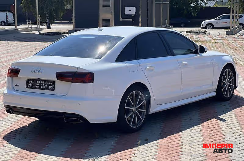 Audi A6 - фото 6