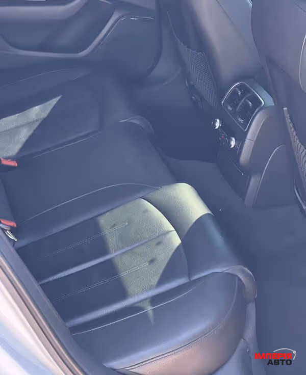 Audi A6 - фото 10