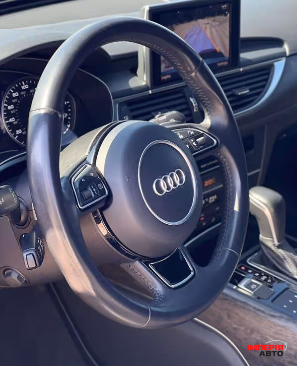 Audi A6 - фото 7
