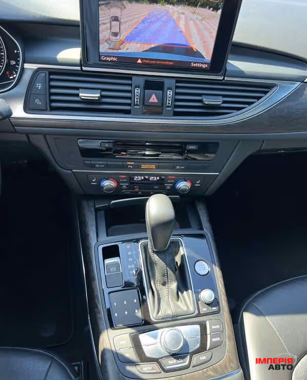 Audi A6 - фото 14