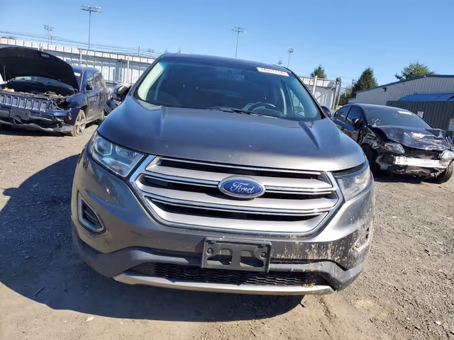 Ford Edge - фото 2