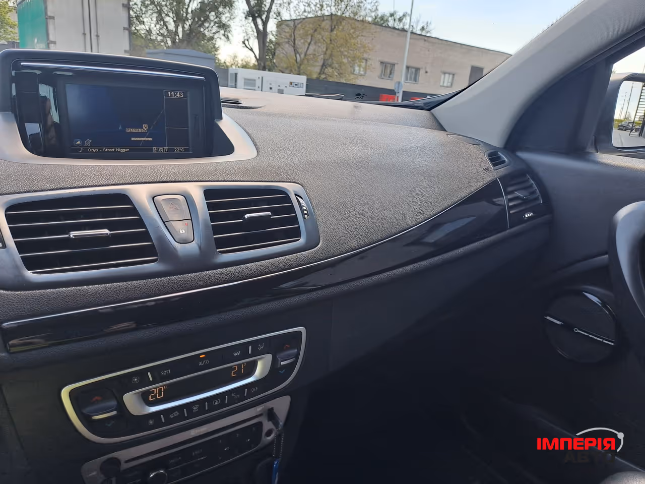 Renault Megane - фото 7