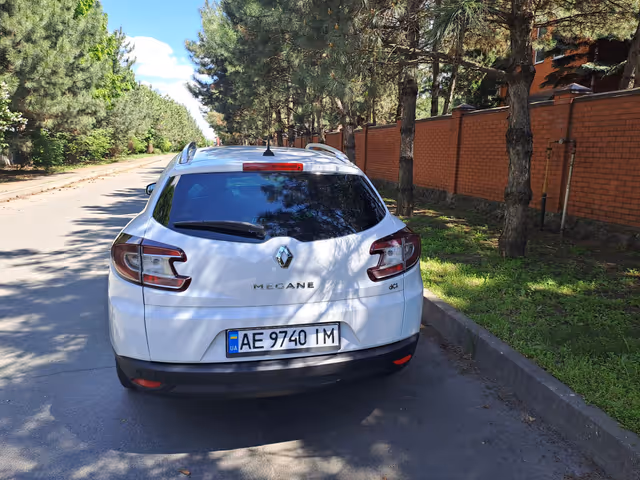 Renault Megane - фото 4