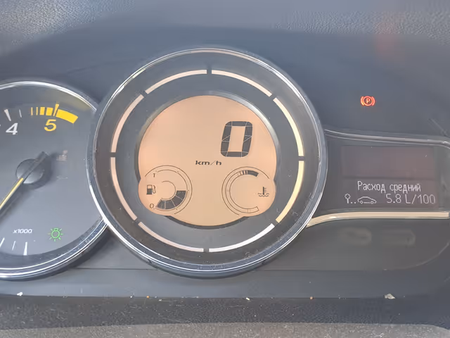 Renault Megane - фото 5