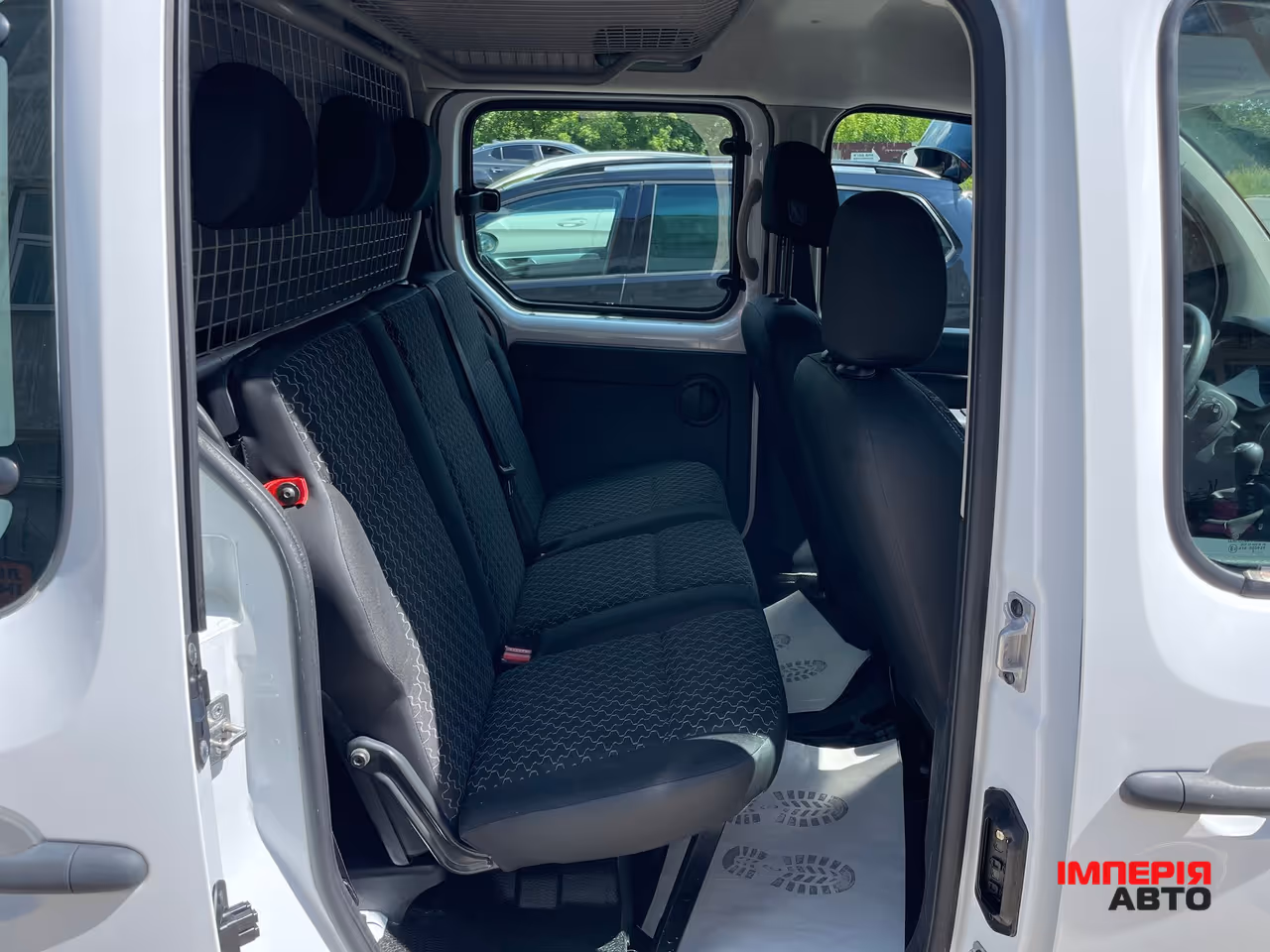 Renault Kangoo - фото 41