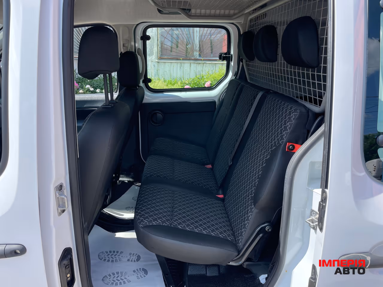 Renault Kangoo - фото 32