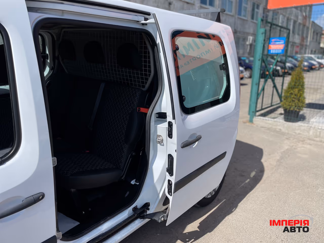 Renault Kangoo - фото 31