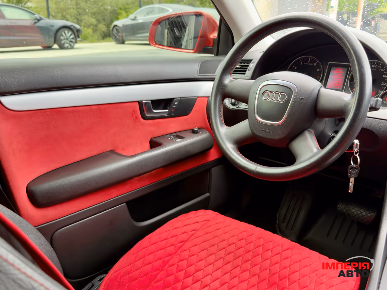 Audi A4 - фото 11