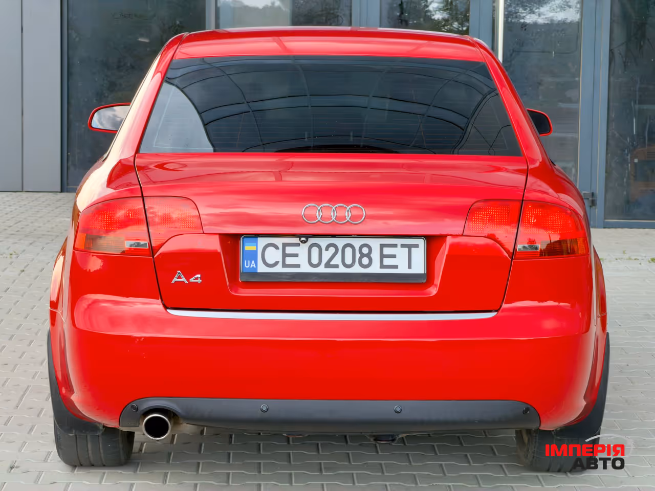 Audi A4 - фото 8