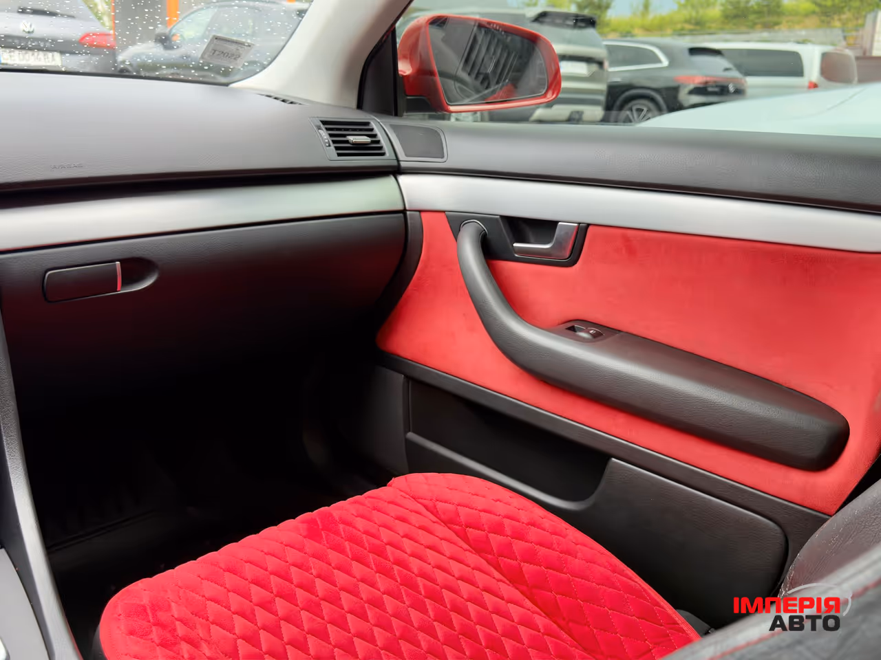 Audi A4 - фото 12