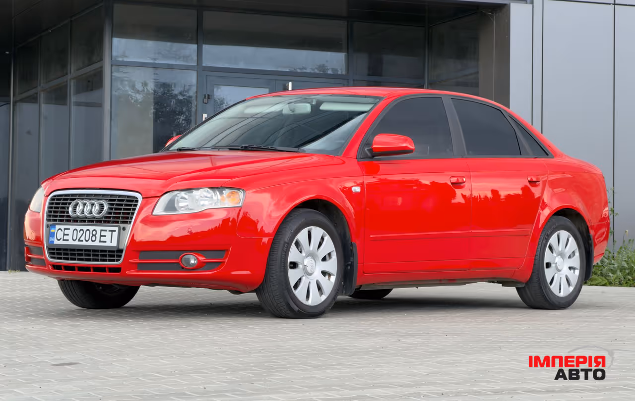 Audi A4 - фото 3