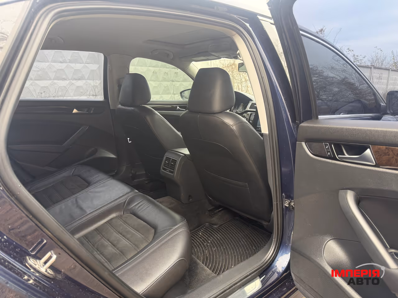 Volkswagen Passat USA/NMS - фото 12