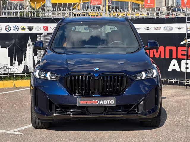 BMW X5 - фото 2