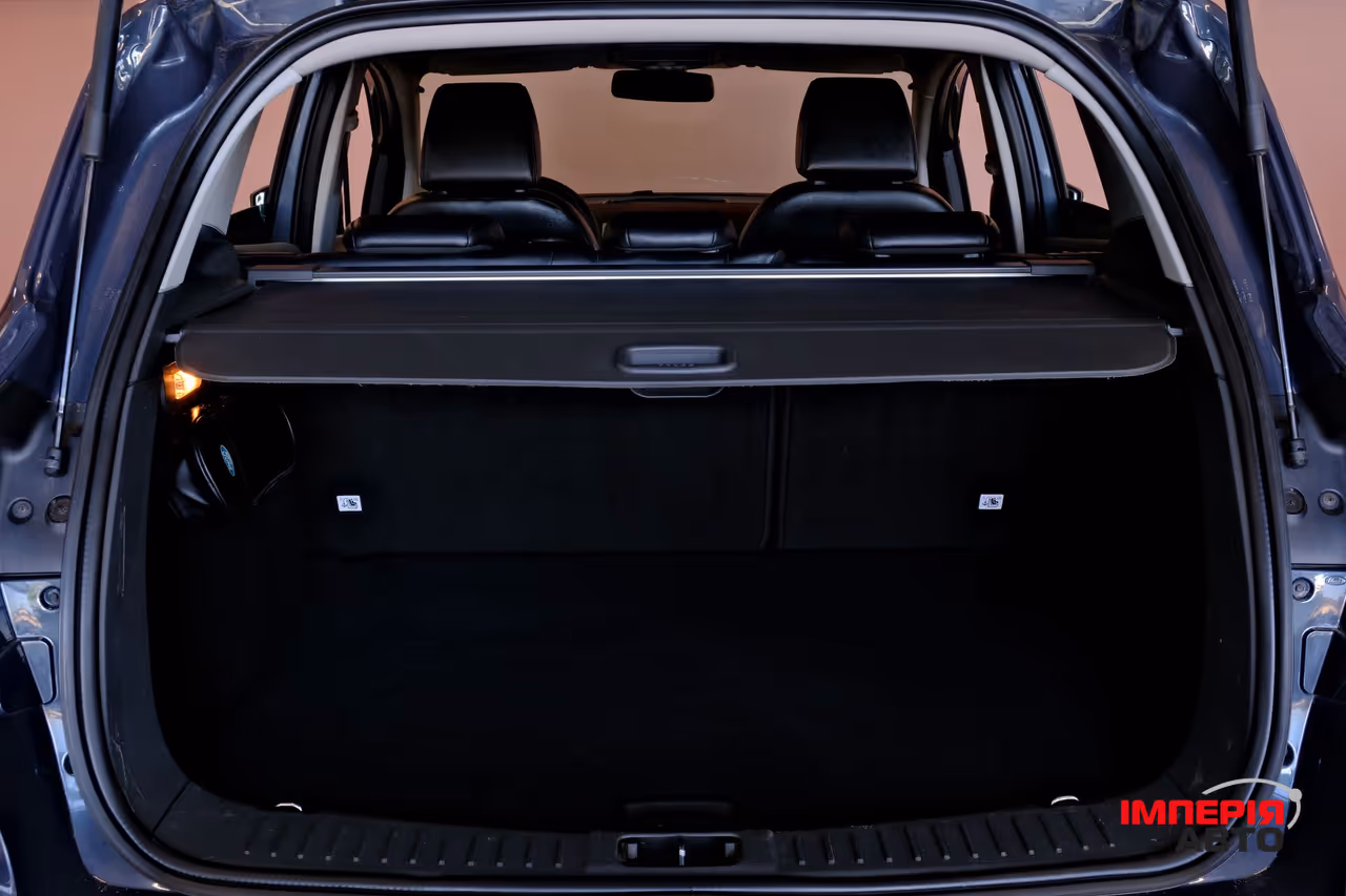 Ford Kuga - фото 9