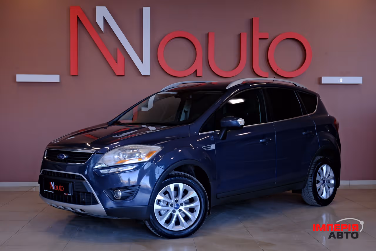 Ford Kuga - фото 1