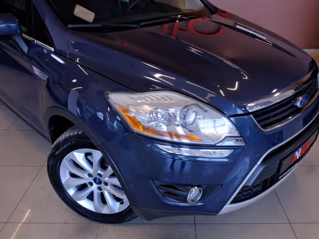 Ford Kuga - фото 3