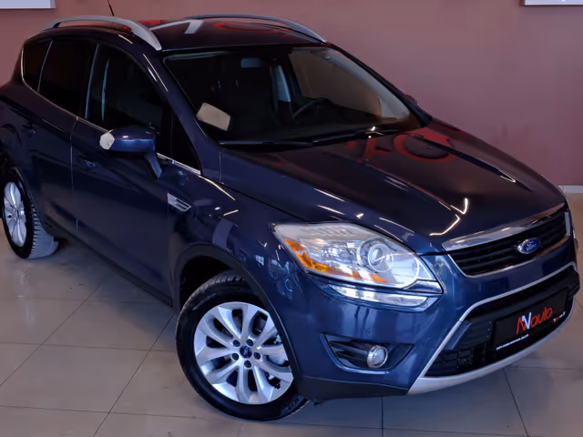 Ford Kuga - фото 4