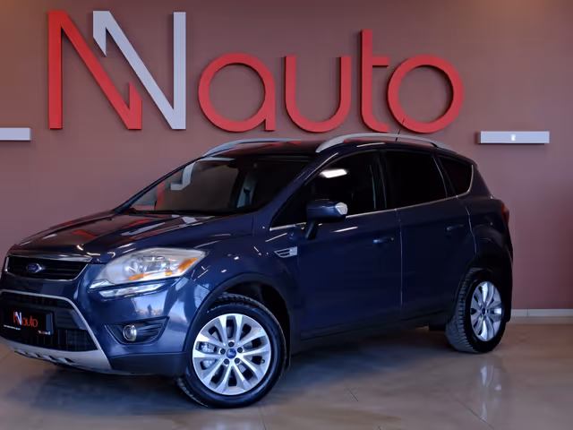 Ford Kuga - фото 1