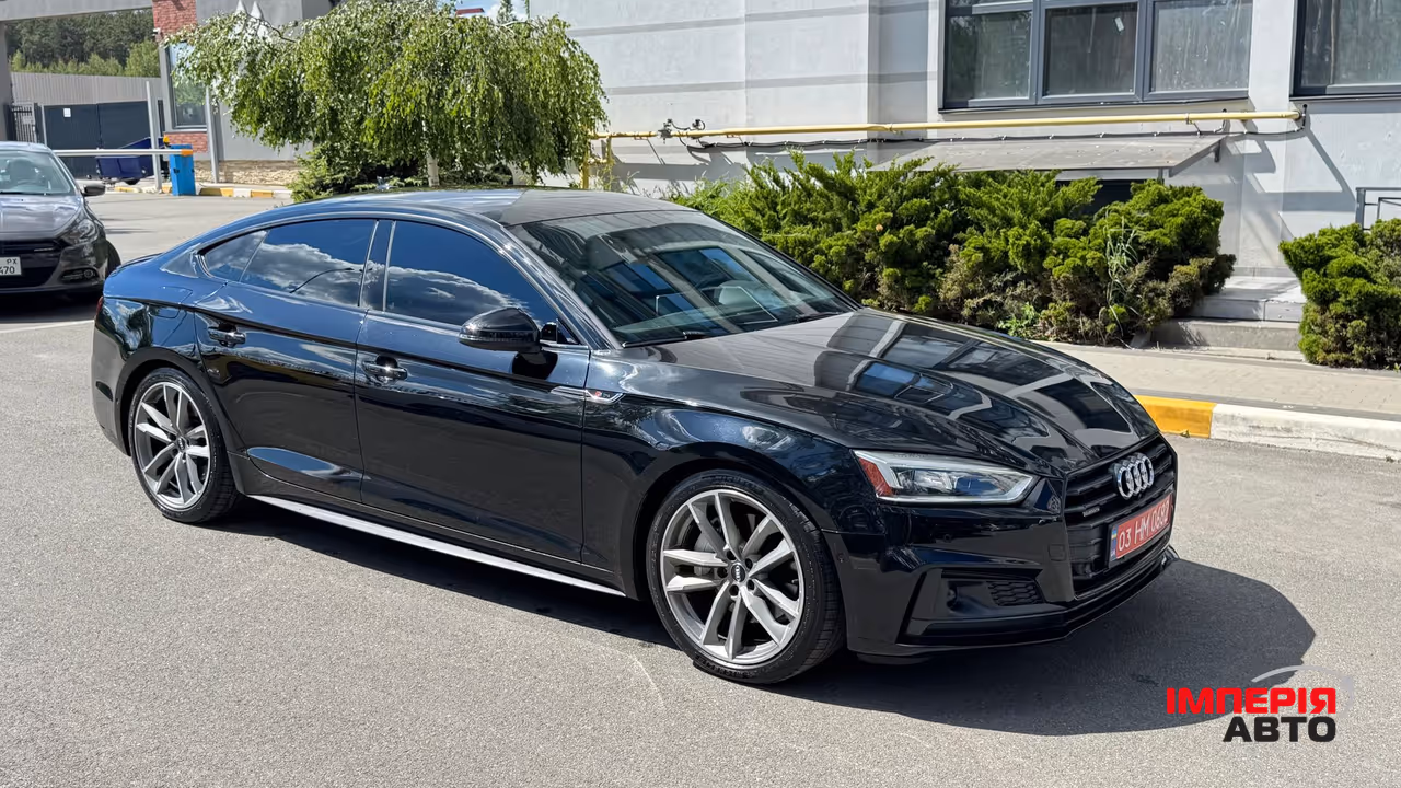 Audi A5 - фото 12