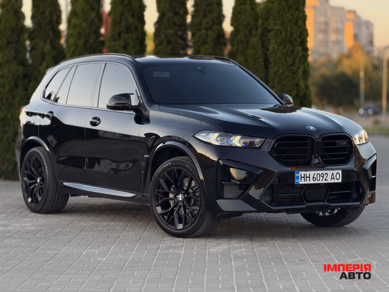 BMW X5 - фото 1